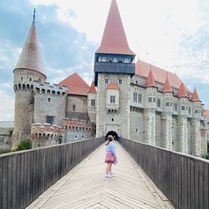 Meet your Posher, Oana